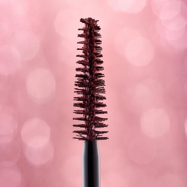 essence Lash PRINCESS false lash effect mascara burgundy